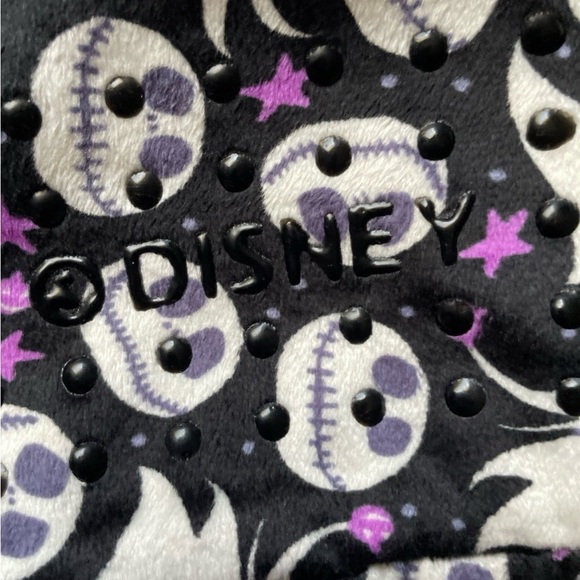 Fuzzy Babba Slipper Socks Disneys Nightmare Before Christmas, M/L womens 8-10 - Picture 3 of 9